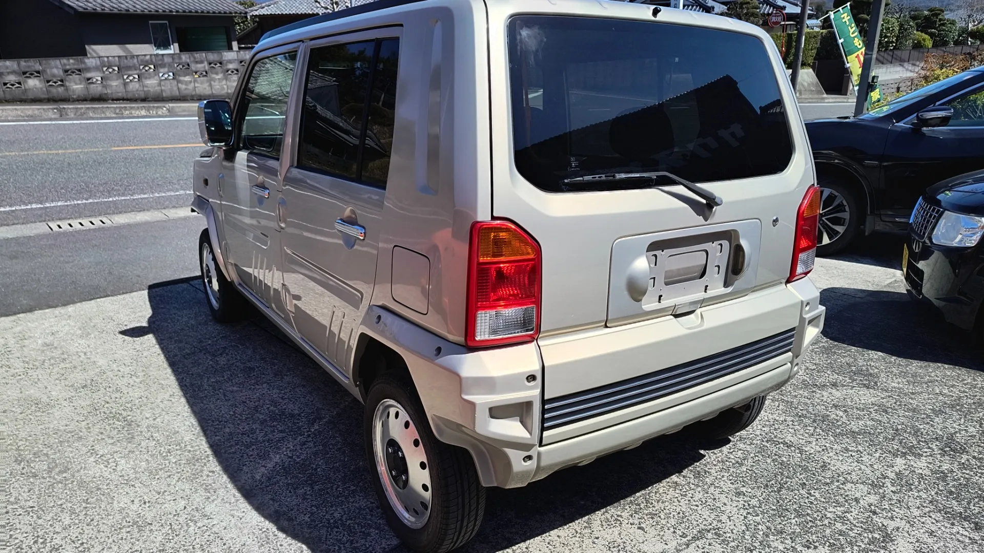 ダイハツ  ネイキッド  ハマー仕様