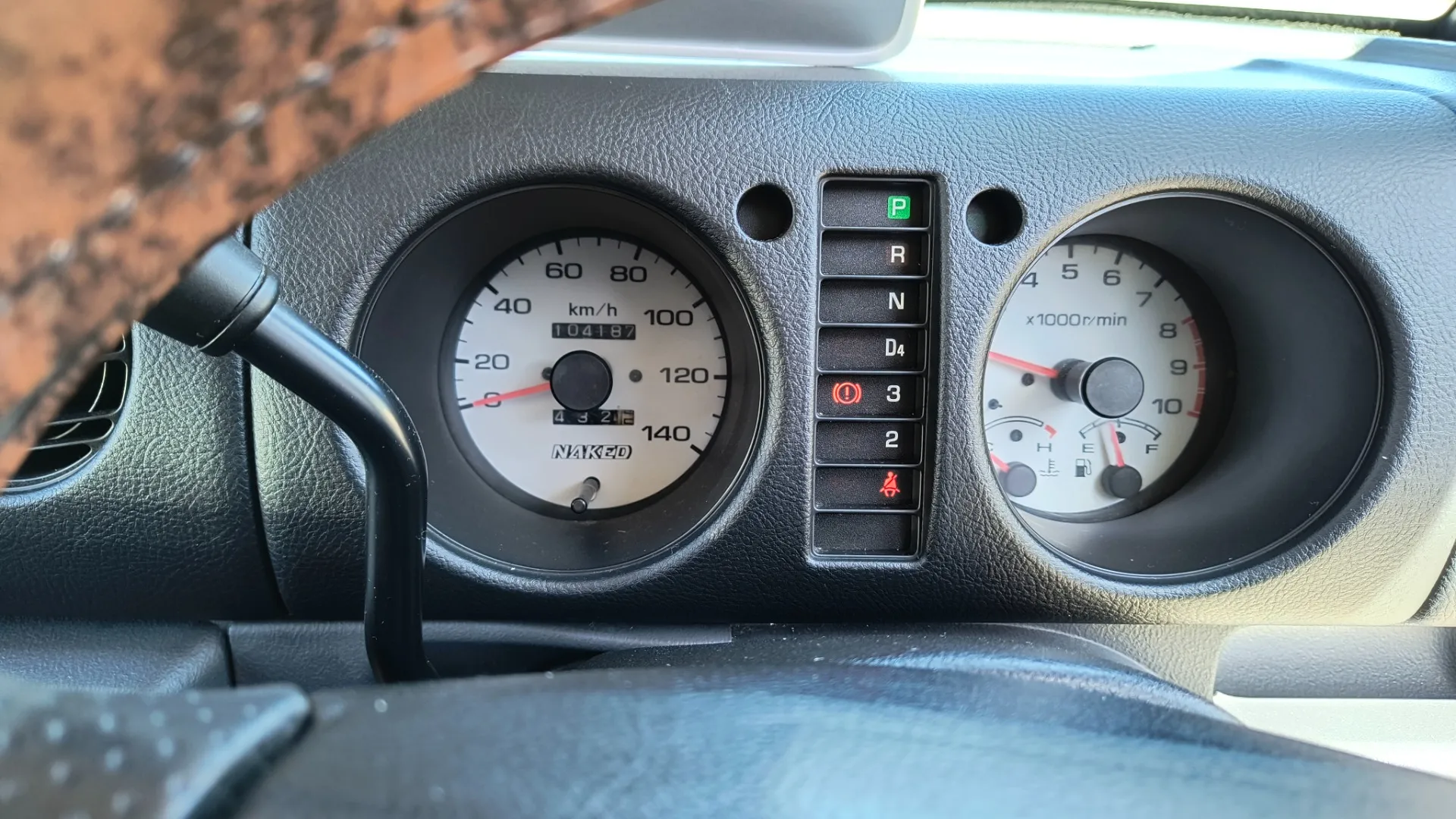 ダイハツ  ネイキッド  ハマー仕様